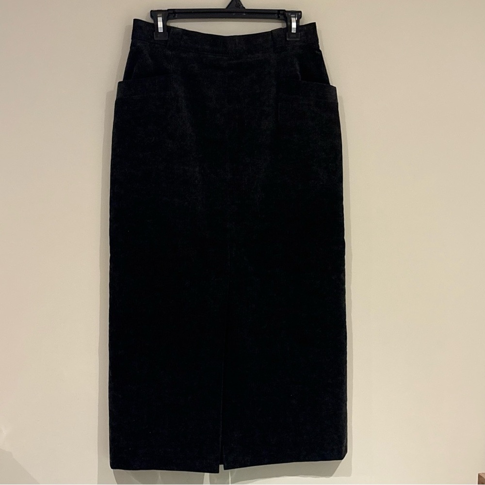 Elegant Highwasted Dark Grey Corduroy Women's Midi Skirt